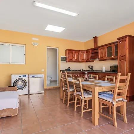 Apartment Sardina Vista Retreat *