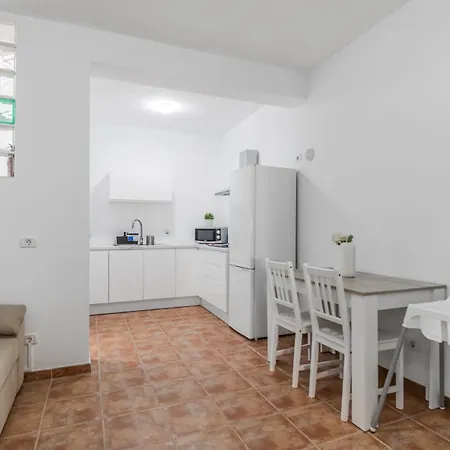 Apartment Sardina Vista Retreat *